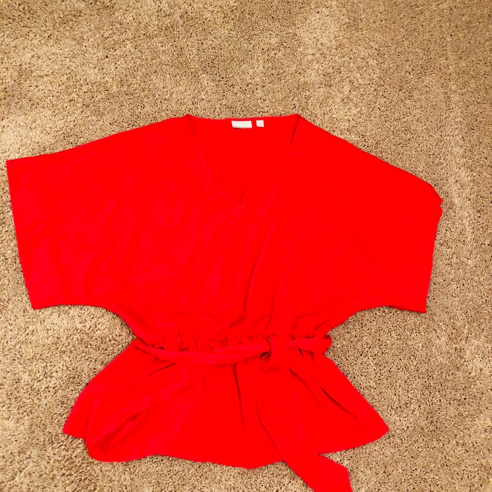 3/4 Coral Bell Sleeve Top with a belt